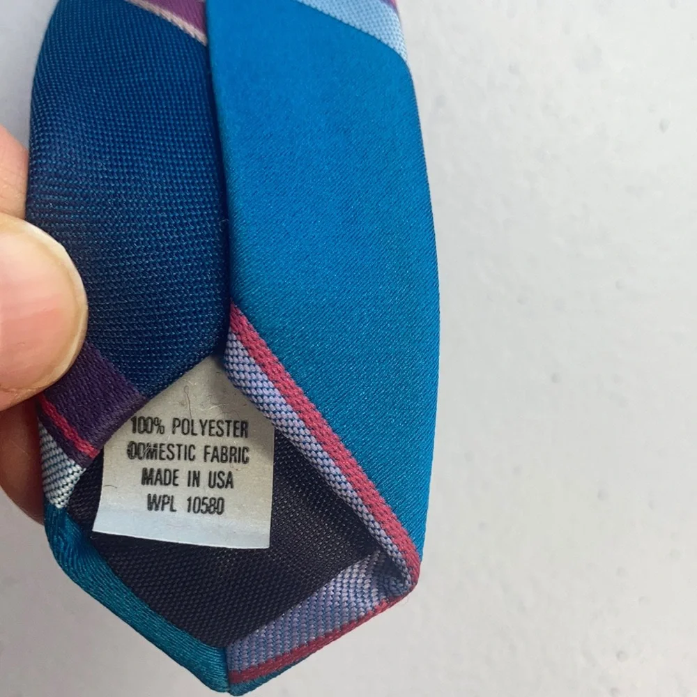 Vintage 80s multicolored striped tie